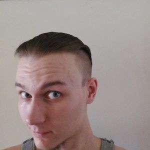 Meet your Posher, Derek